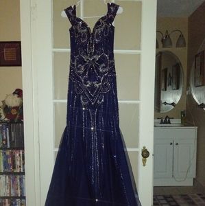 Navy Mermaid style Gown w/ beading